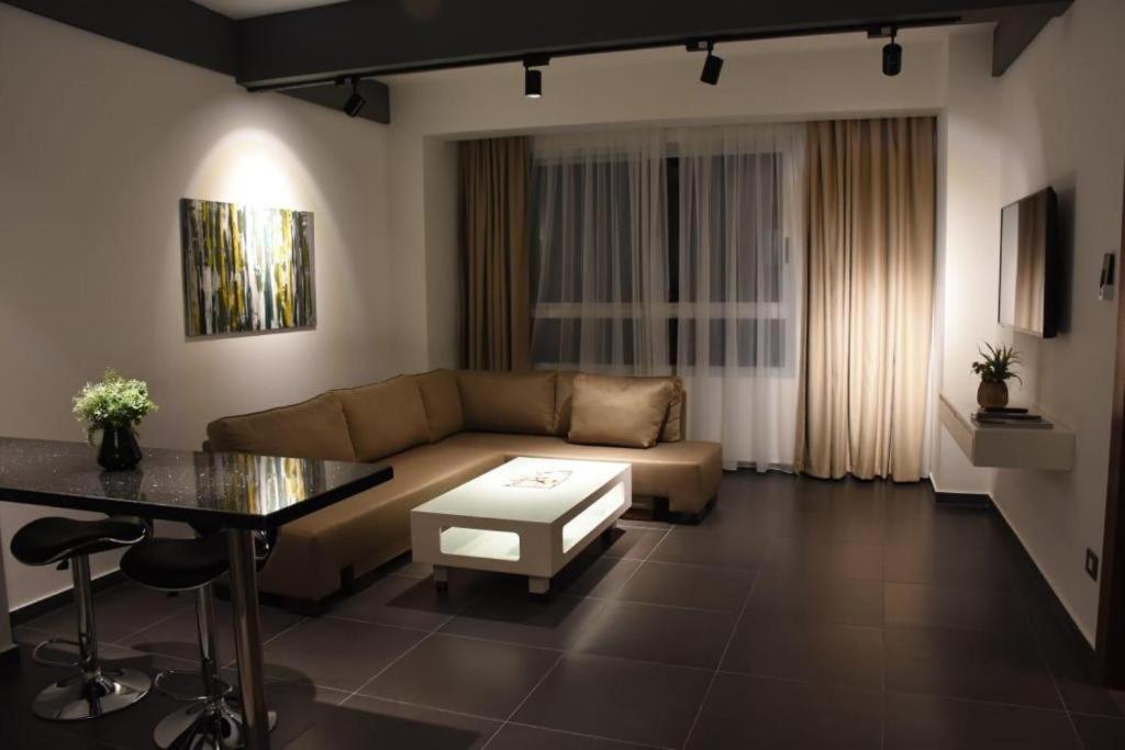 Alife Apart Hotel Бейрут Экстерьер фото